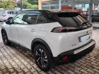 Usata Peugeot 2008 GT-line 131 CV (96 kW) 2021 Bianco SUV