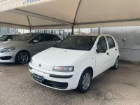 Usata Fiat Punto 60 CV (44 kW) 2002 Bianco Utilitaria