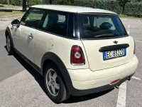 Usata Mini ONE 75 CV (55 kW) 2010 Beige Utilitaria