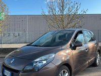 Usata Renault Scénic III 110 CV (80 kW) 2009 Marrone Monovolume