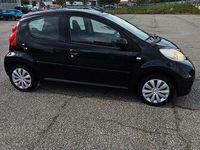 Usata Peugeot 107 68 CV (50 kW) 2009 Nero Utilitaria