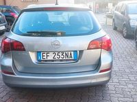 Usata Opel Astra Cosmo 116 CV (85 kW) 2010 Grigio Station wagon