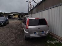 Usata Ford Fusion Titanium 80 CV (58 kW) 2010 Grigio Utilitaria