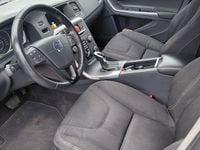 Usata Volvo V60 150 CV (110 kW) 2016 Blu Station wagon