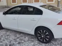 Usata Volvo S60 Dynamic 120 CV (88 kW) 2018 Bianco Berlina