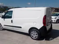 Usata Fiat Doblò 120 CV (88 kW) 2016 Bianco Monovolume