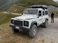Usata Land Rover Defender SE 122 CV (89 kW) 2004 Grigio Station wagon