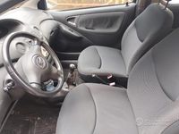 Usata Toyota Yaris 2005 Verde Berlina