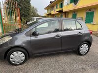 Usata Toyota Yaris 2010 Grigio Utilitaria