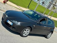 usata Alfa Romeo 147 benzina 5 porte solo 85.000 km