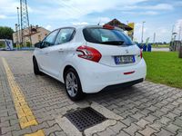 Usata Peugeot 208 Allure 68 CV (50 kW) 2013 Bianco Utilitaria