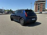 Usata Renault R5 Iconic 11 kW (15 CV) 2024 Blu scuro Utilitaria