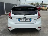 Usado Ford Fiesta 95 HP (69 kW) 2016 Branco Citadino