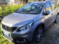 Usata Peugeot 2008 Allure 102 CV (75 kW) 2018 Grigio SUV