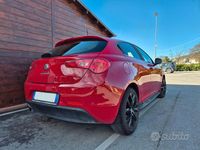 Usata Alfa Romeo Giulietta 120 CV (88 kW) 2014 Rosso Utilitaria