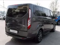 Usata Ford Tourneo Titanium 150 CV (110 kW) 2023 Grigio metallizzato