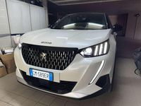 Usata Peugeot 2008 GT 131 CV (96 kW) 2023 Bianco SUV