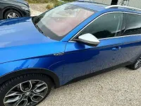 Usata Skoda Superb Scout 4x4 200 CV (147 kW) 2022 Blu/azzurro Station wagon