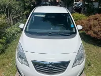 Usata Opel Meriva 95 CV (69 kW) 2011 Bianco Monovolume