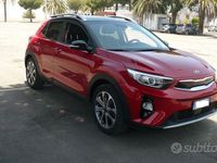 Usata Kia Stonic 100 CV (73 kW) 2021 Rosso SUV
