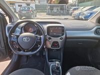 Usata Toyota Aygo Business Edition 69 CV (50 kW) 2018 Grigio Utilitaria
