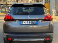 Usata Peugeot 2008 GT-line 99 CV (72 kW) 2017 Grigio SUV