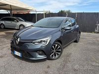 Usata Renault Clio V 101 CV (74 kW) 2020 Blu Berlina