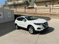 Usata Nissan Qashqai Acenta 110 CV (80 kW) 2018 Bianco SUV