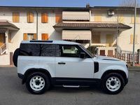 Usata Land Rover Defender SE 200 CV (147 kW) 2021 Bianco SUV