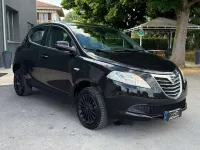 Usata Lancia Ypsilon 80 CV (58 kW) 2013 Nero Utilitaria