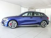 Usata Audi S3 333 CV (244 kW) 2024 Blu navarra Berlina