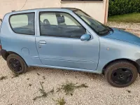 Usata Fiat 600 54 CV (39 kW) 2003 Bluazzurro Berlina