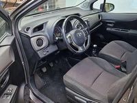 Begagnad Toyota Yaris Lounge 99 HK (72 kW) 2012 Grå Halvkombi