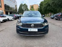 Usata VW Tiguan Life 131 CV (96 kW) 2021 Verde SUV