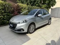 Usata Peugeot 208 Active 82 CV (60 kW) 2016 Utilitaria