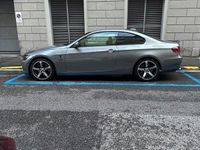 Usata BMW 325 197 CV (144 kW) 2009 Grigio Station wagon