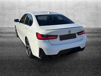 Usata BMW 330 Comfort Edition 245 CV (180 kW) 2024 Bianco pastello Berlina