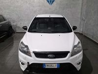 Usata Ford Focus ST 226 CV (166 kW) 2008 Bianco Berlina