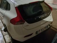 Usado Volvo V40 120 CV (88 kW) 2017 Blanco Berlina