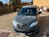 Usata Lancia Ypsilon 69 CV (50 kW) 2014 Grigio Utilitaria