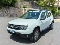 Usata Dacia Duster Lauréate 101 CV (74 kW) 2015 Bianco SUV