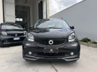 Usata Smart ForFour Superpassion 90 CV (66 kW) 2019 Nero Utilitaria