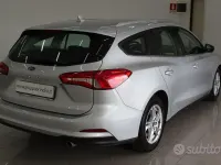 Usata Ford Focus Business Edition 120 CV (88 kW) 2019 Grigio Station wagon