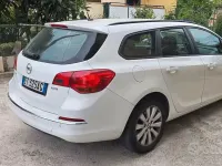 Usata Opel Astra Cosmo 110 CV (80 kW) 2013 Bianco Station wagon