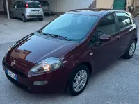 Usata Fiat Punto Evo Lounge 69 CV (50 kW) 2013 Marrone Utilitaria