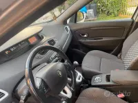 Usata Renault Scenic E-Tech 130 CV (95 kW) 2010 Grigio Monovolume