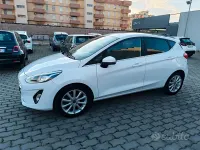 Usado Ford Fiesta Titanium 86 HP (63 kW) 2019 Branco Citadino