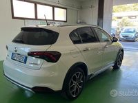 Usata Fiat Tipo Cross 95 CV (69 kW) 2022 Bianco Berlina