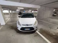 Usata Ford Fiesta Sport 82 CV (60 kW) 2010 Bianco Coupé