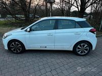 Usata Hyundai i20 84 CV (61 kW) 2014 Bianco Utilitaria